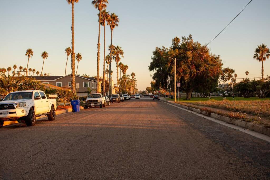 1 Block From Beach - Steps From Restaurants & Shops Oceanside Exterior foto